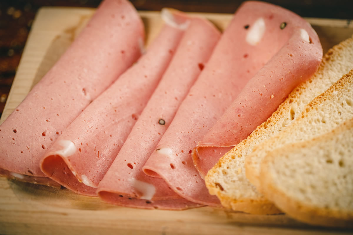 mortadella fatta in casa - Macelleria Poletti